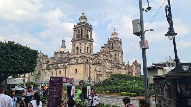 Mexico City: Historical walking tour of Tenochtitlan - Iturbide Palace (Banamex Cultural Center) and San Francisco: architecture with backstory