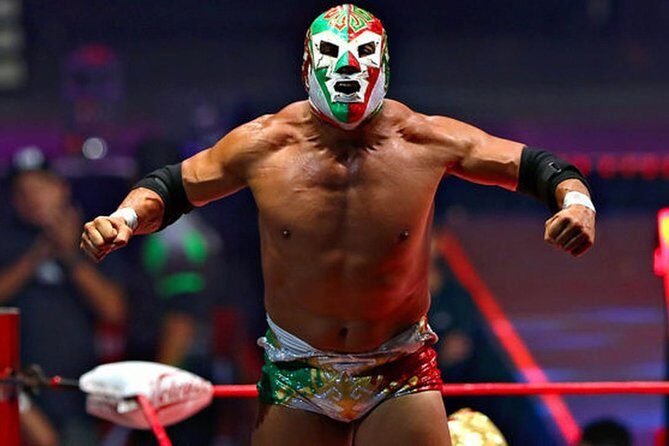 Mexico City: Lucha Libre wrestling show tickets - The two tequila shots: when to expect them and why it works