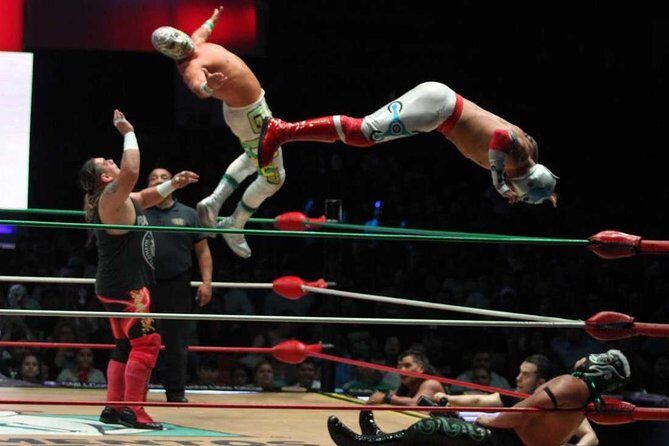 Mexico City: Lucha Libre wrestling show tickets - The guide experience: what you’re paying for besides the ticket