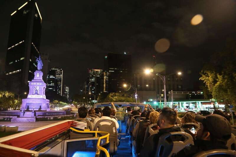 Mexico City: Night City Tour in a Double Decker Bus - Fuente de Cibeles to Hemiciclo a Juárez: where the tour lands