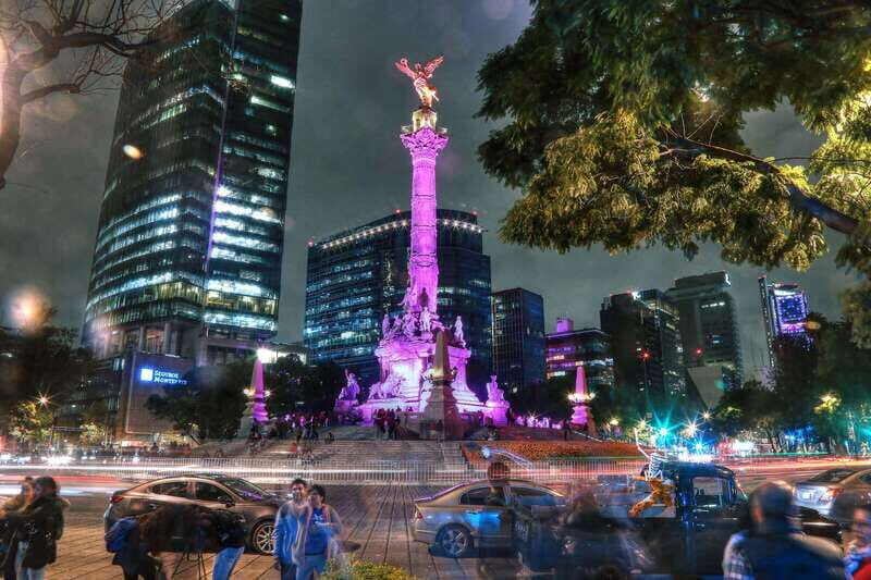 Mexico City: Night City Tour in a Double Decker Bus - What makes the night special: light, angles, and less walking stress