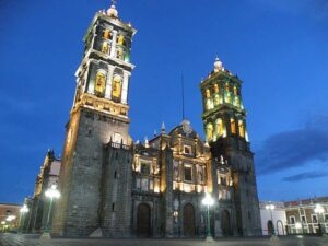 Mexico City: Puebla, Cholula & Tonantzintla with Lunch - Cholula’s Great Pyramid: Quetzalcoatl, legends, and a skyline moment