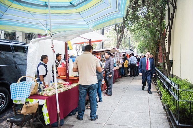 Mexico City Street Food: A Beginner's Guide - What you’ll eat: cemitas, carnitas, tlacoyos, and more