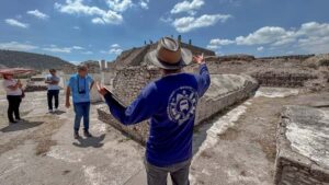 Mexico City: Teotihuacan Early Access & Tula Private Tour - Teotihuacan: Pyramids of the Sun and Moon before the day gets loud