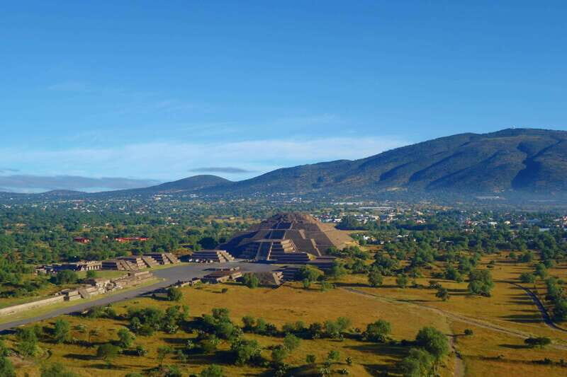 Mexico City: Teotihuacan, Tlatelolco & Basilica of Guadalupe - Basilica of Our Lady of Guadalupe: the miracle story and why it matters