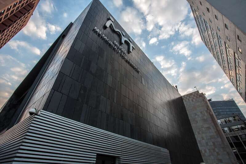 Mexico City: Ticket de entrada Museo Memoria y Tolerancia - Your audioguide in Spanish and English (how to use it well)