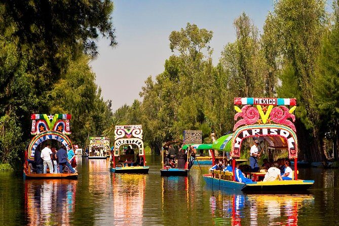 Mexico City Tour And Xochimilco - How the guide keeps the day running when plans change