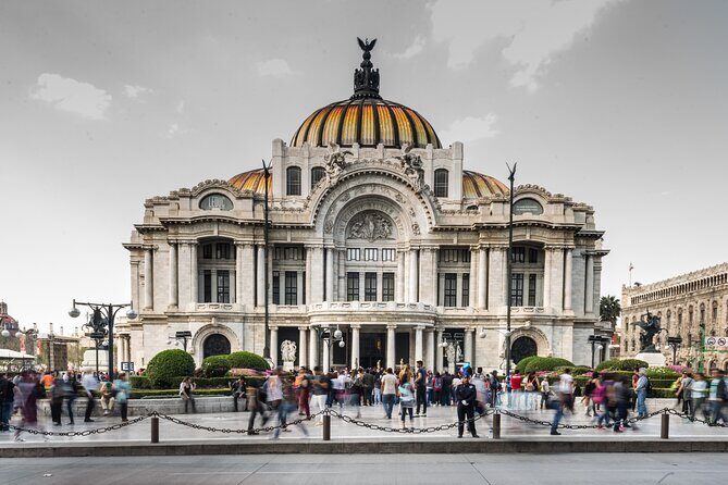 Mexico City Tour Bilingual Tour - Pickup timing and group logistics that can make or break your day