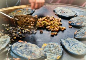 Mexico City: Vegan and Vegetarian Street Food Adventure - Alameda Central and the street-food warm-up