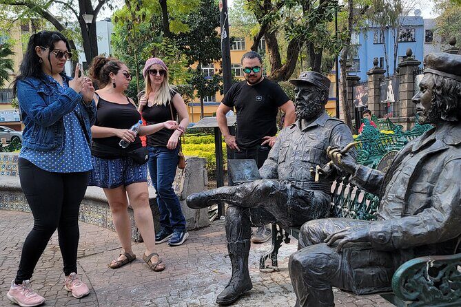 Mexico City Vegan & Vegetarian Street Food Adventure - Paseo de la Reforma: the main artery walk that keeps you grounded