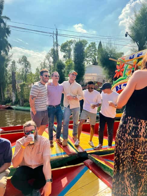 Mexico City: Xochimilco Boat with Guacamole & Premium Drinks - The 2.5-Hour Flow: How the Trajinera Ride Works on Lake Xochimilco