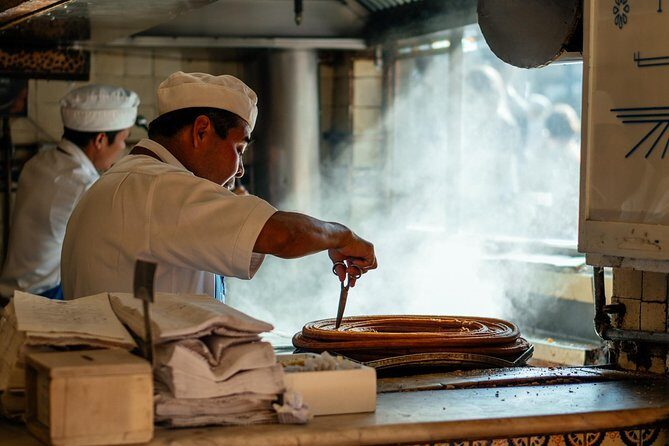 Mexico Private Food Tour With Locals Including 10 Tastings - What the 10 tastings can look like, and how to avoid disappointment