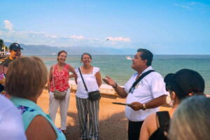 Mexico: Puerto Vallarta City Tour - Vallarta cobblestones and the Church of Guadalupe’s 1531 story