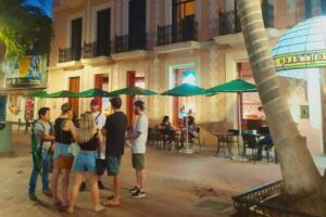 Mike&Duck Walking Tour Merida - Stop by Stop: From Casa Montejo to Santa Lucía Church
