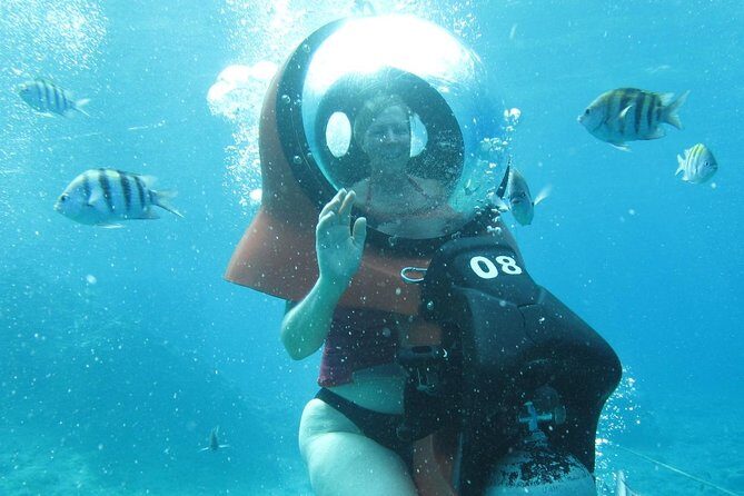 Mini-SUB Dive Tour from Cozumel - Photos, CDs, and the moment you’ll be asked to buy