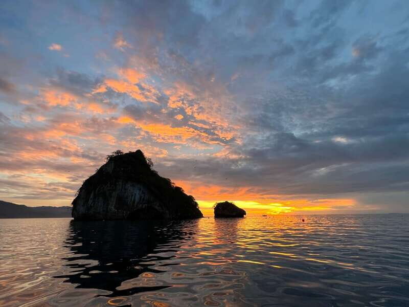 Mismaloya: Los Arcos Bioluminescent Waters Kayak & Cave Tour - Swim and snorkel time: simple options, real comfort tips