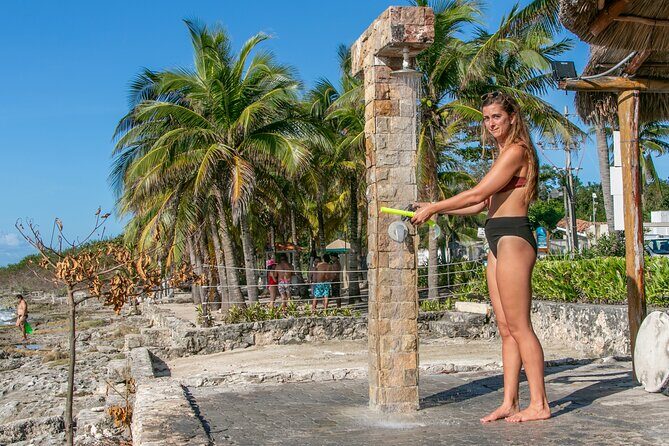 Money Bar Day Pass with Snorkel & Mexican Lunch - Towels, equipment, and the little comforts that make the day work