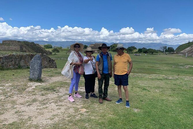 Monte Alban, Alebrijes & Black Pottery: Oaxaca Essential Day Tour - Monte Albán: A Guided Walk With Valley Views