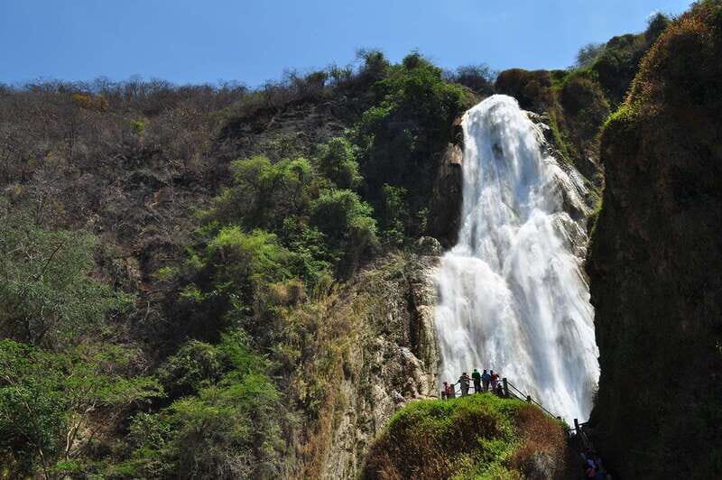 Montebello Lakes and Chiflon Day Tour from San Cristobal - Why This Combo Works: Chiflón Falls Plus Montebello Lakes