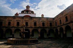 Morelia City Tour - Museo Michoacano de las Artesanías: craft first, photos later