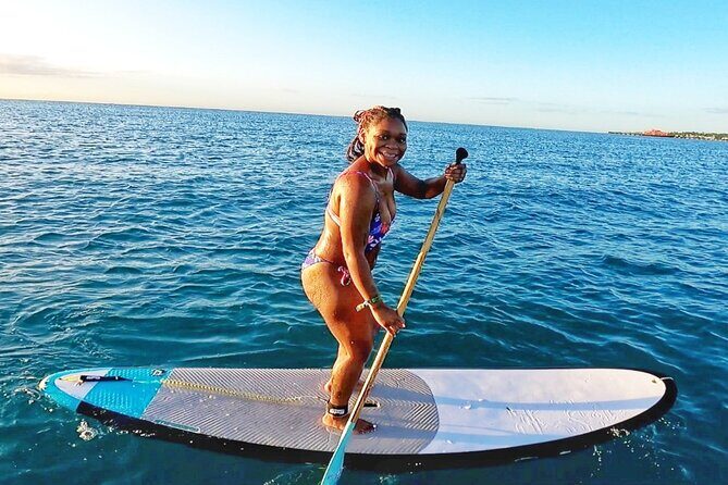 Morning Session - All Levels Paddleboard Group Caribbean Sea - The coaching style: how beginners learn and returners refine