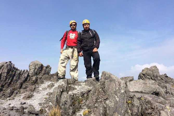 Mountaineering to the Nevado de Toluca (altitude 4680m) - Inside the extinct volcano: lagoons, crater rim walks, and the summit scramble