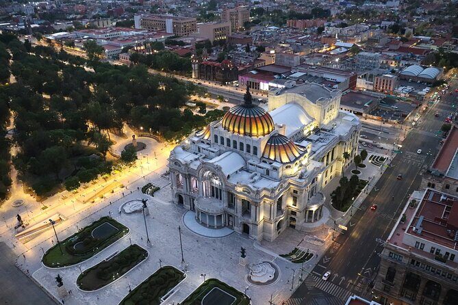 Must-see Buildings & Palaces of Mexico City - A 4-hour palaces sprint with real context (not just sightseeing)