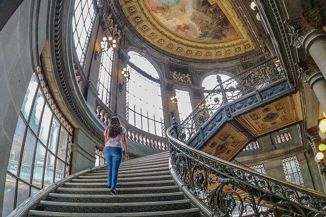 Must-see Buildings & Palaces of Mexico City - Stop 2: Banco de México and the birthplace story behind the peso