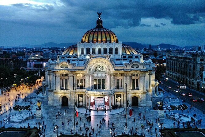 Must-see Buildings & Palaces of Mexico City - Stop 3: Palacio Postal, the Correo Mayor that feels like a palace