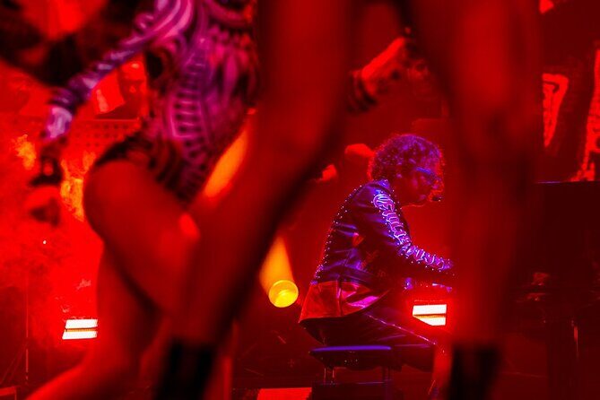 MYST My Soundtrack Live 19 : 00 hrs Cancun, 20% cashback - The one stop on the itinerary: your evening at the live show