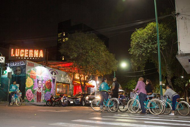 Neon Bike Party - Private Bike Tour - Stop 1: Centro Histórico in the Evening—A Guided “First Read” of the City