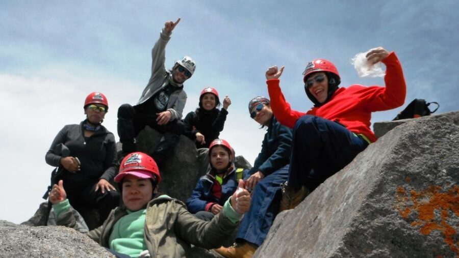 Nevado De Toluca: Reach the Summit with Professionals - The descent: dusty, slippery sections where gloves help