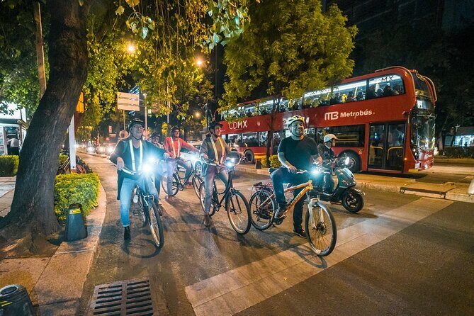Night Street Food & Bike Tour / Small Groups /All Inclusive - Small group riding: safety, comfort, and the pace you’ll want