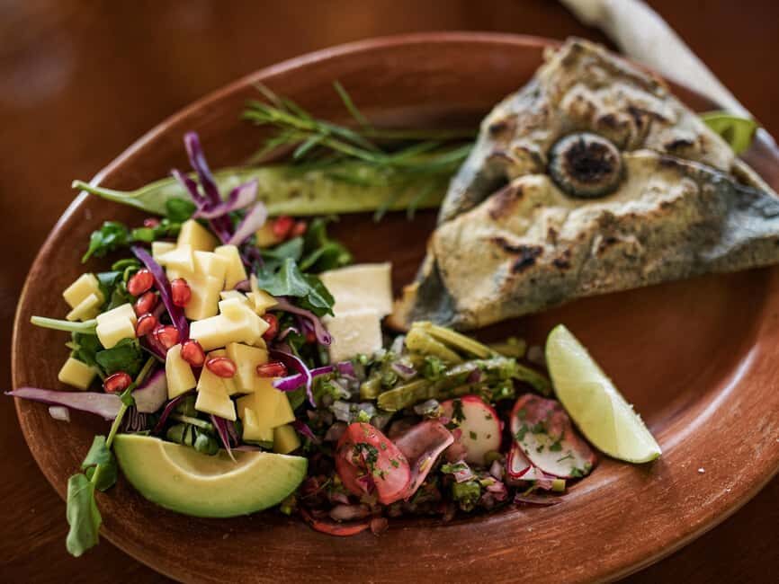 Oaxaca de Juarez: Traditional Oaxacan Cooking Class - Mole on the metate: learning one of seven and tasting the famous black