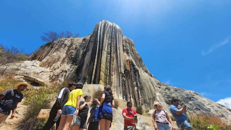 Oaxaca: Hierve el Agua Petrified Waterfalls and Pools Tour - Getting there from Oaxaca: pickup at 5 de Mayo 300