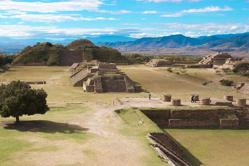 Oaxaca: Monte Alban Guided Archaeological Tour - The guided portion: how a Zapotec capital comes into focus
