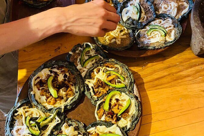 Oaxacan Vegetarian Cooking Class - Mercado time: shopping like Oaxaca locals and tasting before you buy