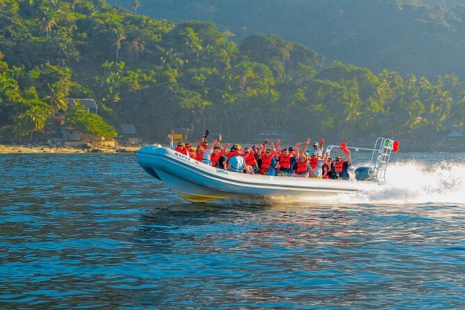 Outdoor Ziplining, Waterfalls & Speed boat in Puerto Vallarta - Base camp break: lockers, towels, salsa, and the photo reality