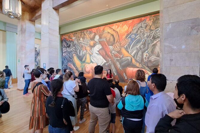 Palace of Fine Arts Mural Tour - How the mural tour runs (and why timing matters)