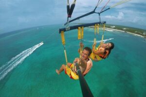 Parasailing in Playa del Carmen with transfer - Pickup and Transfers: Don’t Treat the Email Like Optional Reading