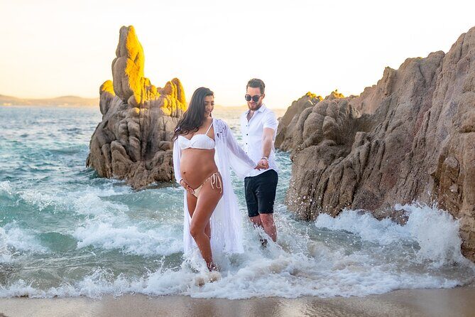 Photo Session in Los Cabos - For proposals, anniversaries, and maternity: built around real moments