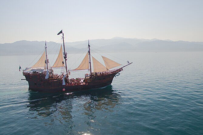 Pirate Ship Premium Dinner Cruise with Show - Key highlights to know before you board