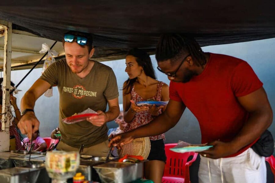 Playa del Carmen: 3-Hour Local Food Walking Tour - Chocolate-Spiced Mole and Slow-Cooked Chicken: The Stop With Serious Weight