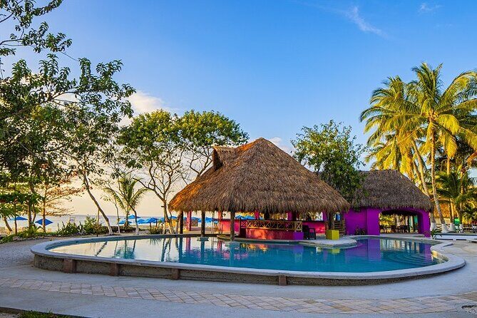 Playa Uvas Open Bar Exclusive Pass - On-site shops: how to enjoy the day without getting pulled into shopping