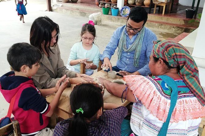 Pottery workshop with traditional potters - San Cristóbal to Amatenango del Valle: the 50-minute reset