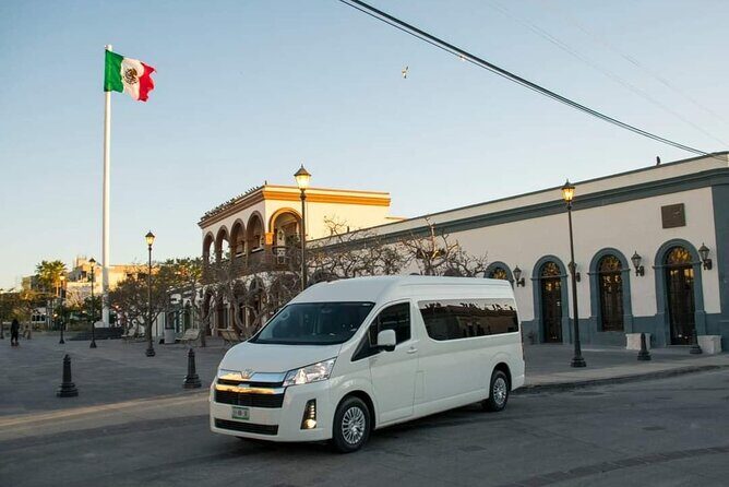 Premier Airport Shuttle Service for Seamless Transport in Cabo - Potential snags to plan around before you go