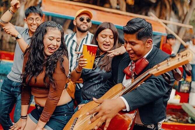 PREMIUM Frida Kahlo Museum and Xochimilco (Small Groups) - The Coyoacán Mercado stop: quick bite potential, not a full food tour