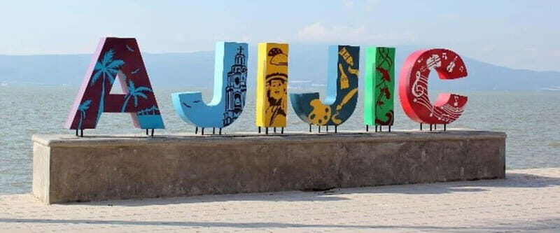 Privado: Rancho Vicente Fdez, Ajijic, Chapala y Tlaquepaque - Ajijic’s craft shops, squares, and boardwalk views over Lake Chapala
