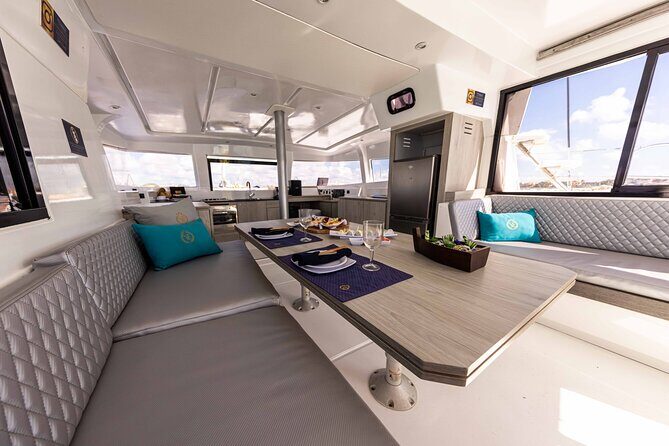 Private 40' Bali Catamaran – Drinks & Food Included - Snorkeling gear included: how to get the most from your reef time