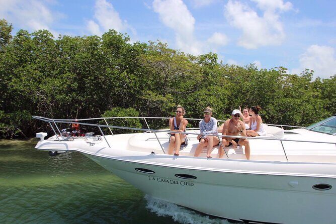 Private 50FT Yacht Rental in Cancún P8 - Isla Mujeres and Playa Norte: what snorkeling and anchoring feel like